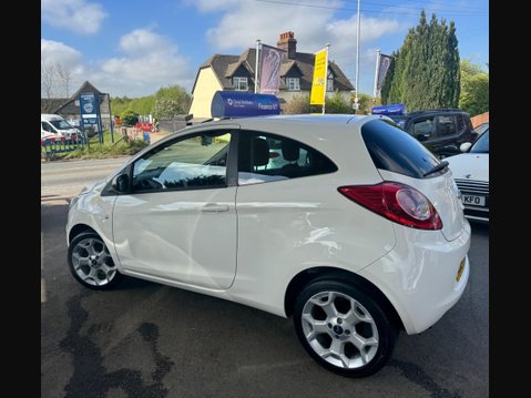 Ford Ka 1.2 Zetec Euro 5 (s/s) 3dr 4