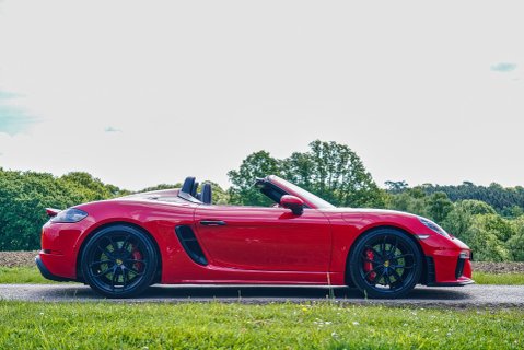 Porsche 718 SPYDER 4