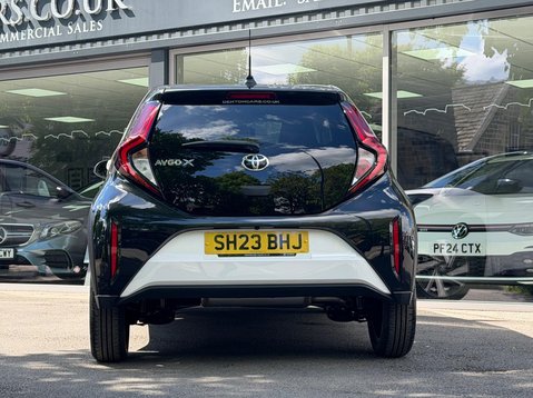 Toyota Aygo X VVT-I EDGE 3