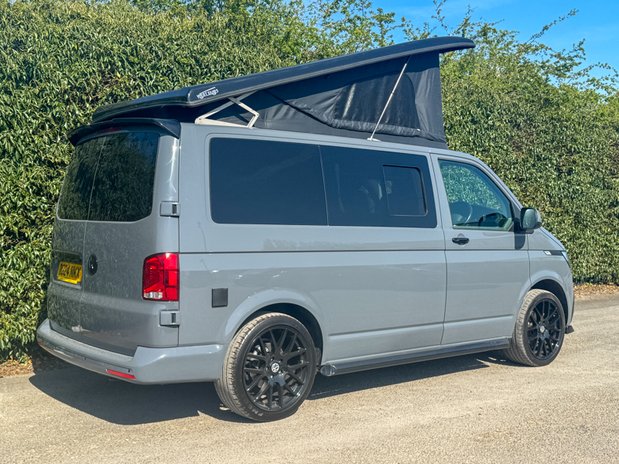 Volkswagen Transporter Camper | 4 Berth | Air Con | Pop Top | Cooker | Rock n Roll Bed 2