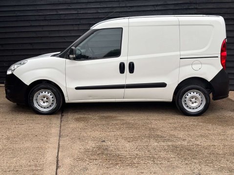 Vauxhall Combo 1.2 Combo 2000 CDTi 37