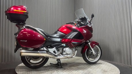 Honda NT700V Deauville ABS CBS 700 2010 32K VERY CLEAN TOURER LONG MOT LUGGAGE 2