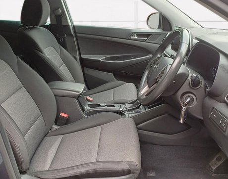 Hyundai TUCSON T-GDI SE NAV 10