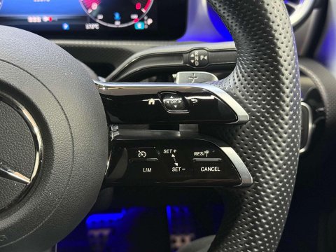 Mercedes-Benz CLA Class 2.0 CLA220d AMG Line (Premium Plus) Coupe 4dr Diesel 8G-DCT Euro 6 (s/s) (1 37