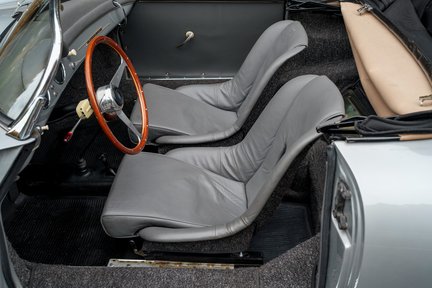 Porsche 356 Speedster 29
