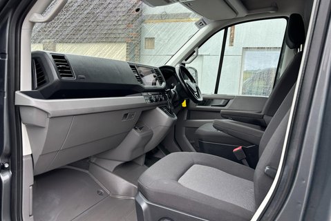 Volkswagen Crafter CR35 177 ps Tdi Trendline 4Motion DSG Panel Van - Diff Lock 15