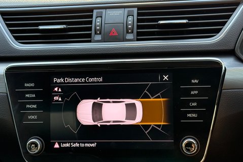 Skoda Superb SE L TSI DSG - FULL SKODA SERVICE HISTORY 47