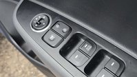 Hyundai i10 1.2 SE Hatchback 5dr Petrol Auto Euro 6 (87 ps) 26