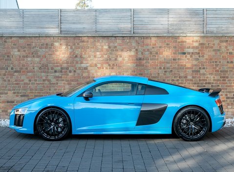 Audi R8 V10 Plus 2