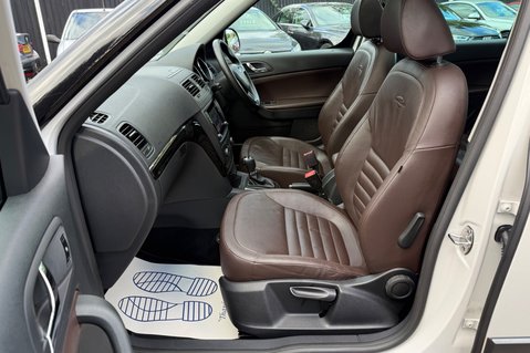 Skoda Yeti Outdoor LAURIN AND KLEMENT TDI DSG - RARE CAR - PAN ROOF -APPLE CARPLAY -8 SERVICES 15