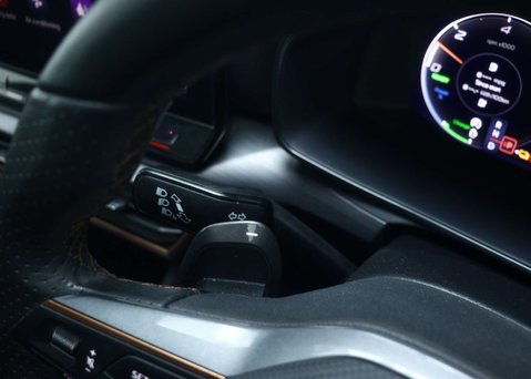 Cupra Leon 1.4 eHybrid 12.8kWh VZ2 Design Edition Hatchback 5dr Petrol Plug-in Hybrid 41
