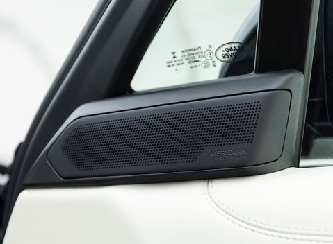 Land Rover Range Rover P400 HSE 22