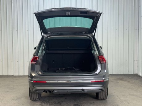 Volkswagen Tiguan 2.0 Tiguan SEL TDI 4Motion Semi-Auto 4WD 5dr 45