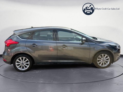 Ford Focus 1.0T EcoBoost Titanium Auto Euro 6 (s/s) 5dr 9