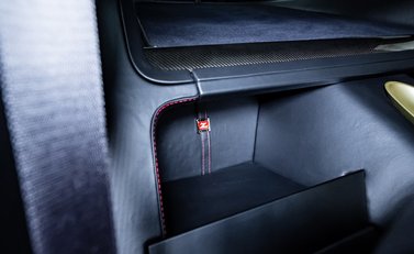 Aston Martin Vanquish Zagato Shooting Brake 22