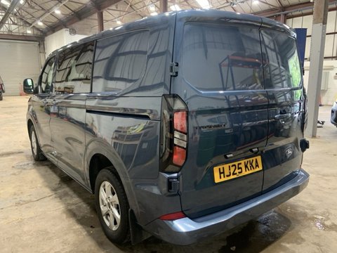 Ford Transit Custom 320 LIMITED L1H1 DCIV ECOBLUE 9