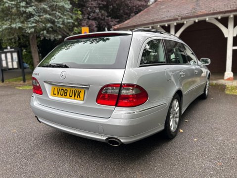 Mercedes-Benz E Class E280 ELEGANCE 19