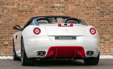 Ferrari 599 Aperta 31