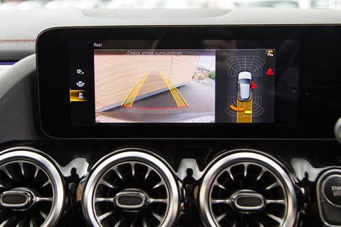 Mercedes-Benz EQA EQA 250 AMG LINE PREMIUM 35