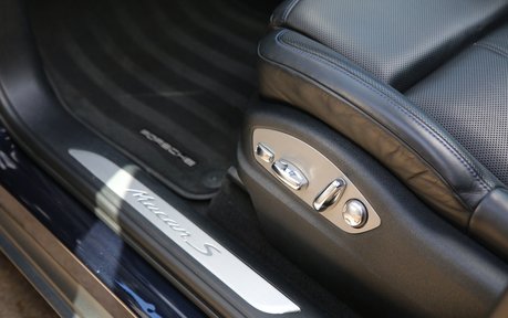 Porsche Macan S PDK - Pan Roof, BOSE, Adaptive Cruise Control 10