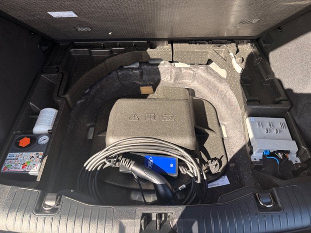Ford Kuga ST-LINE 13