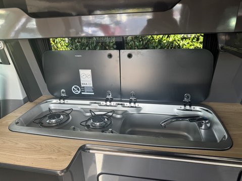 Volkswagen Transporter Camper | 4 Berth | Air Con | Pop Top | Cooker | Rock n Roll Bed 15