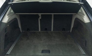 Bentley Bentayga V8 AZURE 44