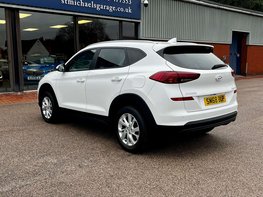 Hyundai TUCSON 1.6 Tucson SE Nav GDi 2WD 5dr 9