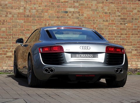 Audi R8 Limited Edition 16