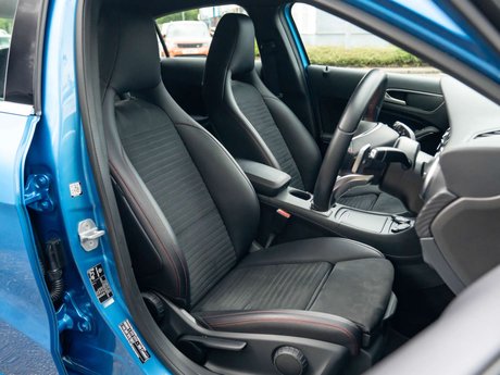 Mercedes-Benz A Class 2.1 A 220 D AMG Line Auto 5dr 8