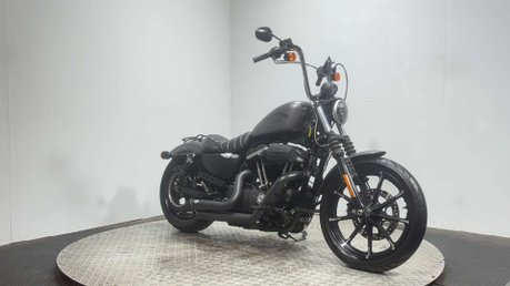 Harley-Davidson Sportster 883 XL N IRON 2016 ONLY 2K MOT VERY CLEAN CUSTOM CRUISER BIKE 2