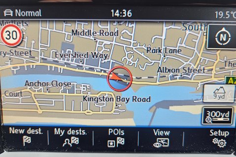 Volkswagen Golf GT TSI 150 BHP BLUEMOTION TECHNOLOGY LOOK! 1 PREVIOUS KEEPER! 9 SERVICES! 6