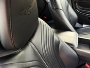 Aston Martin DB11 V8 46