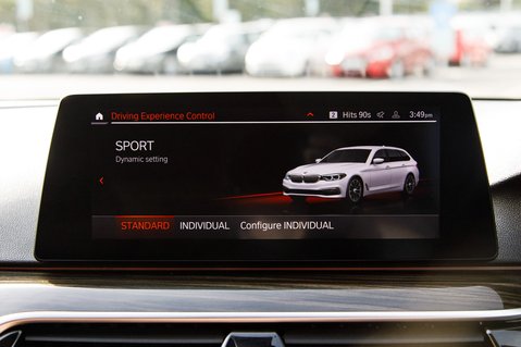 BMW 5 Series 520D XDRIVE SE TOURING 27