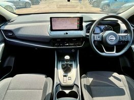 Nissan Qashqai 1.3 Qashqai Acenta Premium DiG-T MHEV 5dr 2