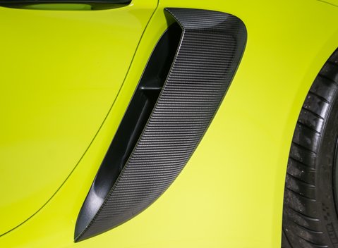 Porsche Cayman GT4 RS (718) 39