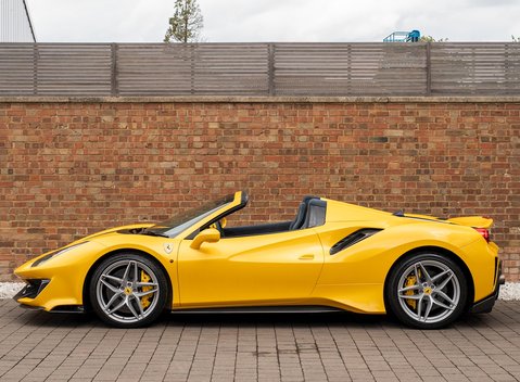 Ferrari 488 Pista Spider 2