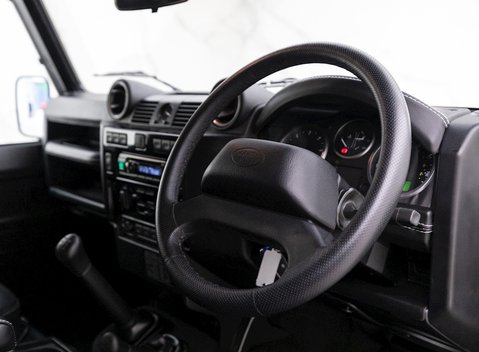 Land Rover Defender 90 Landmark 9