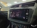 Volkswagen Tiguan 2.0 TDI SEL DSG Euro 6 (s/s) 5dr 37