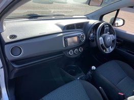 Toyota Yaris 1.3 Yaris TR VVT-i 5dr 22
