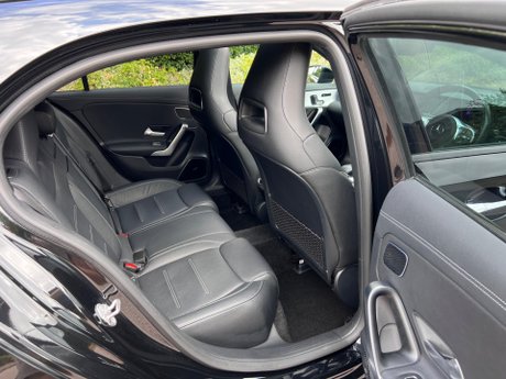 Mercedes-Benz A Class 2.0 A35 AMG (Premium Plus) 7G-DCT 4MATIC Euro 6 (s/s) 5dr 42