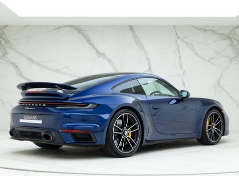 Porsche 911 (992) Turbo S 7