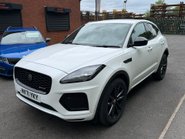 Jaguar E-Pace 2.0 R-DYNAMIC BLACK MHEV 1