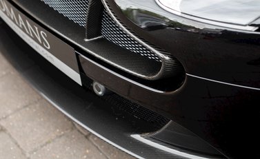 Aston Martin V12 Vantage S 24
