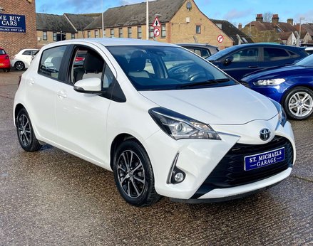 Toyota Yaris 1.5 Yaris Icon Tech VVT-i 5dr 4