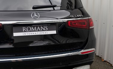 Mercedes-Benz GLS 600 First Class 28