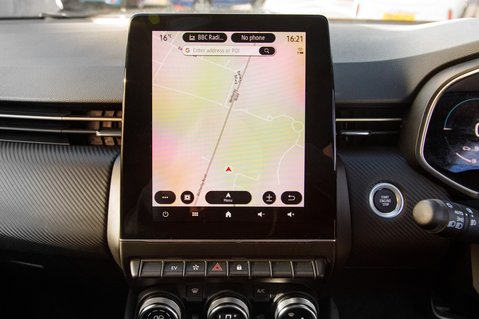 Renault Clio E-TECH ENGINEERED PHEV 26