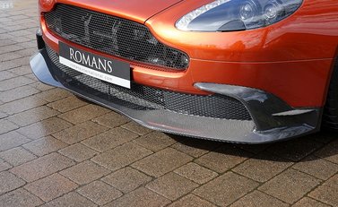 Aston Martin Vantage GT8 32