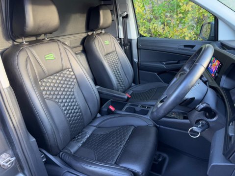 Volkswagen Caddy 2.0 TDI C20 Commerce Plus DSG SWB Euro 6 (s/s) 5dr 9