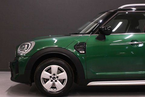 Mini Countryman 1.5 Countryman Cooper Classic Auto 5dr 38